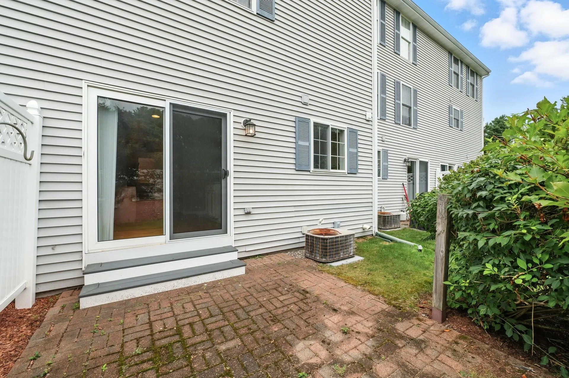 19 Georgetown Drive Nashua NH 03062