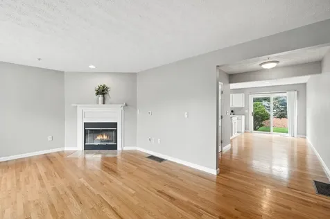 19 Georgetown Drive Nashua NH 03062