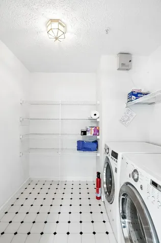 19 Georgetown Drive Nashua NH 03062