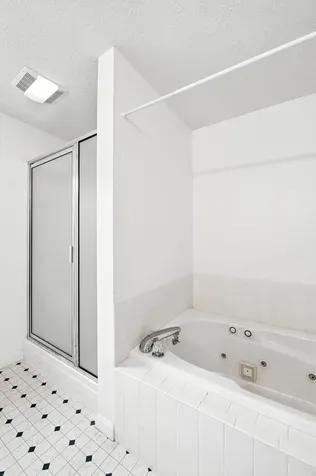 19 Georgetown Drive Nashua NH 03062