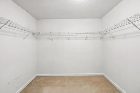 19 Georgetown Drive Nashua NH 03062