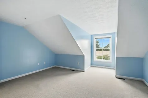 19 Georgetown Drive Nashua NH 03062