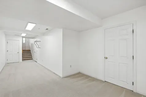 19 Georgetown Drive Nashua NH 03062