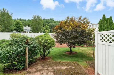 19 Georgetown Drive Nashua NH 03062