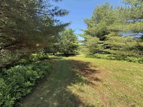 - Macintosh Lane Derby VT 05829