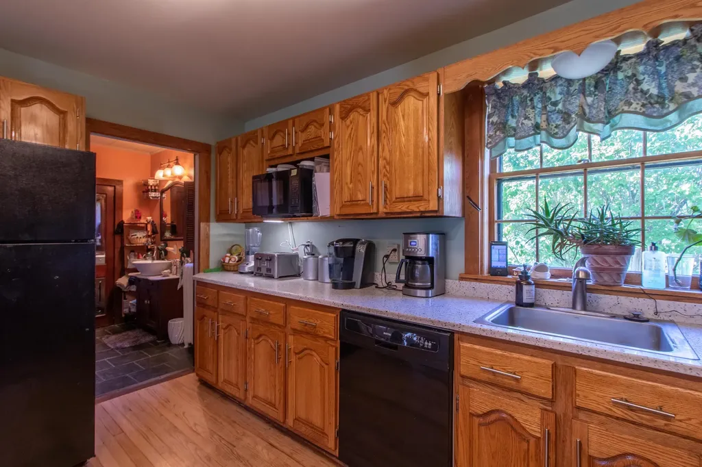 58 Second Street Newport City VT 05855