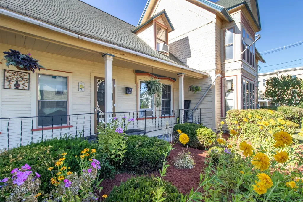 58 Second Street Newport City VT 05855