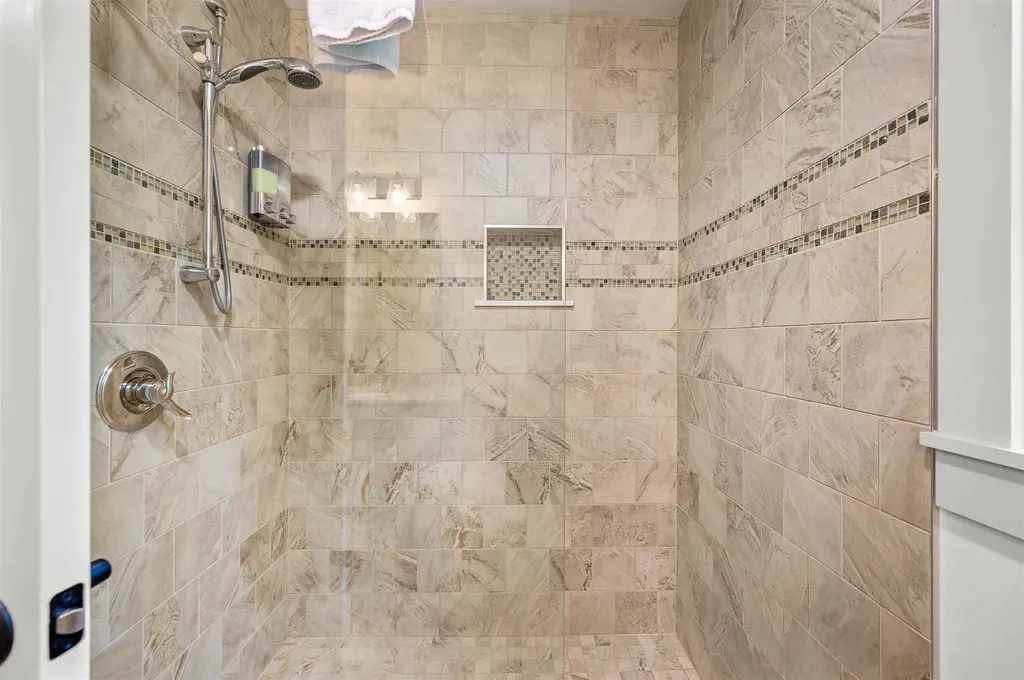 3209 German Flats Road Warren VT 05674