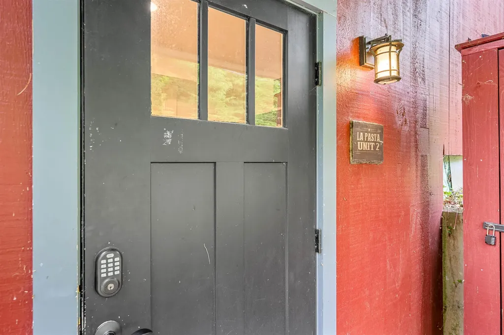 3209 German Flats Road Warren VT 05674