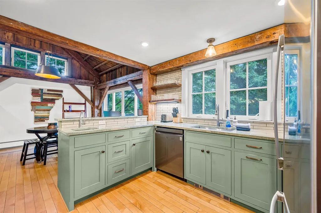 3209 German Flats Road Warren VT 05674