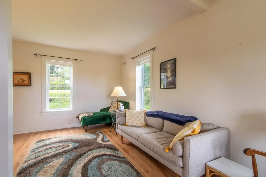 1806 Cross Road Jay VT 05859