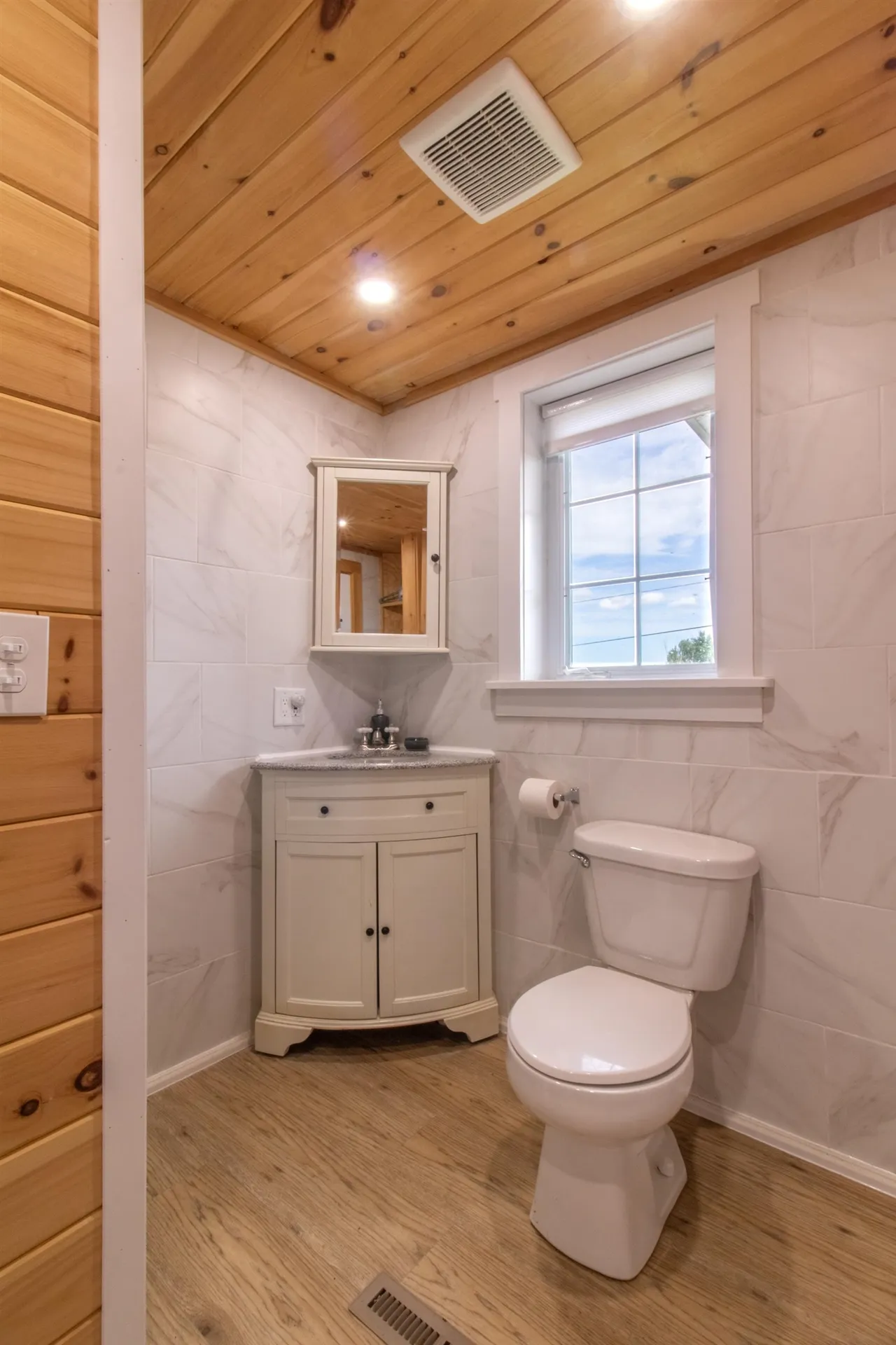 1806 Cross Road Jay VT 05859