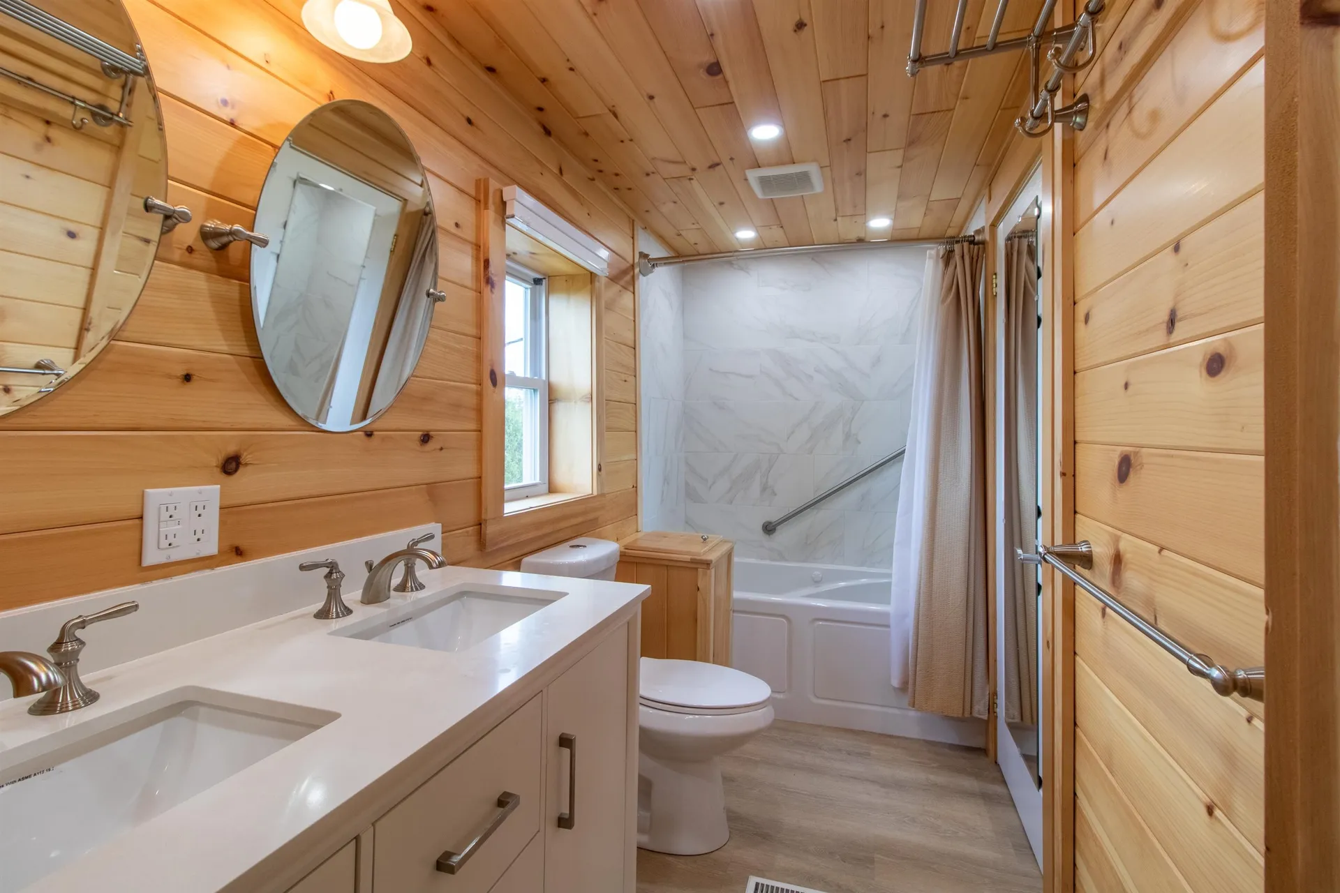 1806 Cross Road Jay VT 05859