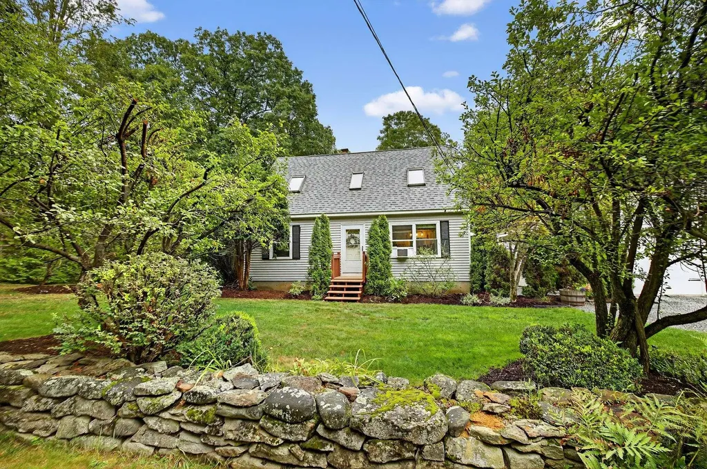 119 Hensmith Road Salisbury NH 03268