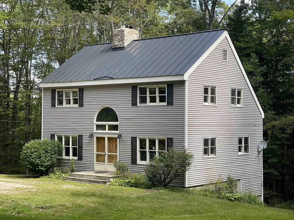 40 Middle Road Weston VT 05161