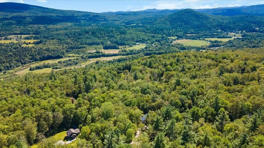 40 Middle Road Weston VT 05161