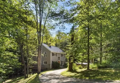 40 Middle Road Weston VT 05161