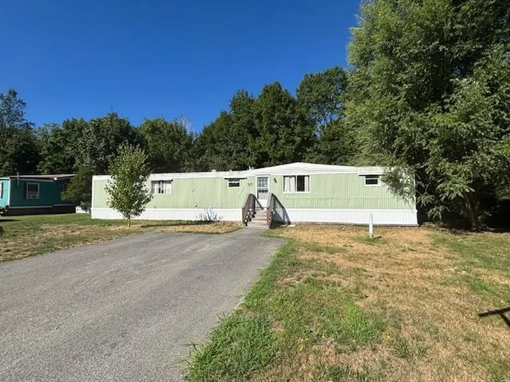 90 Colgate Road Newmarket NH 03857