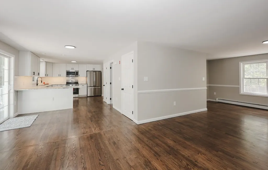 29 Glen Ridge Road Raymond NH 03077