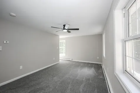 29 Glen Ridge Road Raymond NH 03077
