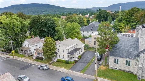 211 School Street Bennington VT 05201