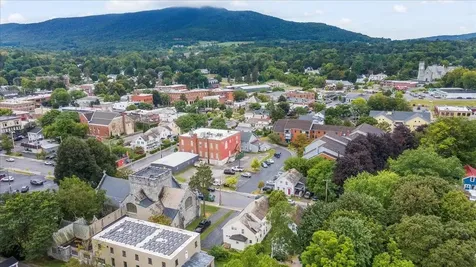 211 School Street Bennington VT 05201