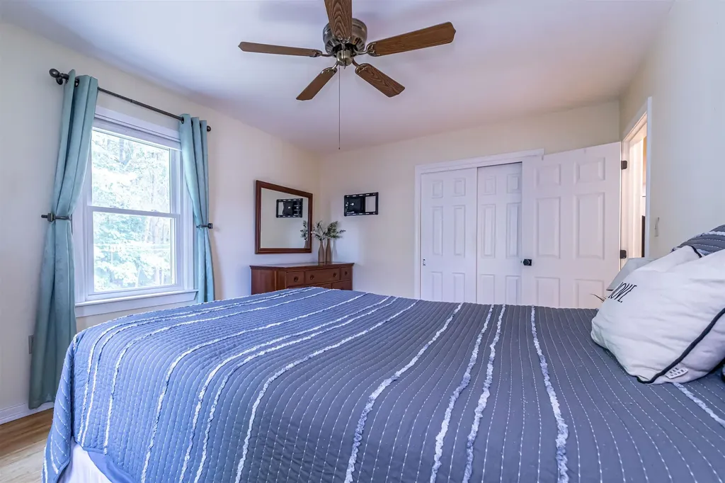 22 Cricket Lane Concord NH 03301