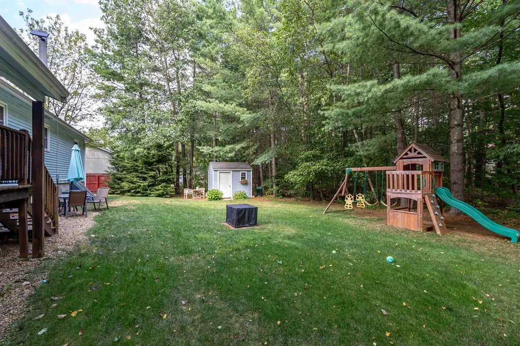 22 Cricket Lane Concord NH 03301