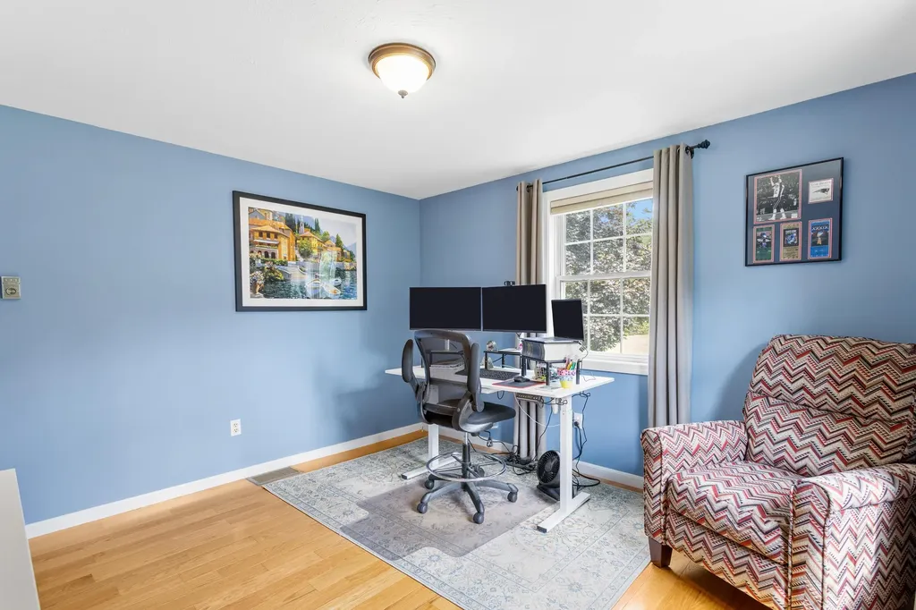 6 Gumpas Hill Road Pelham NH 03076