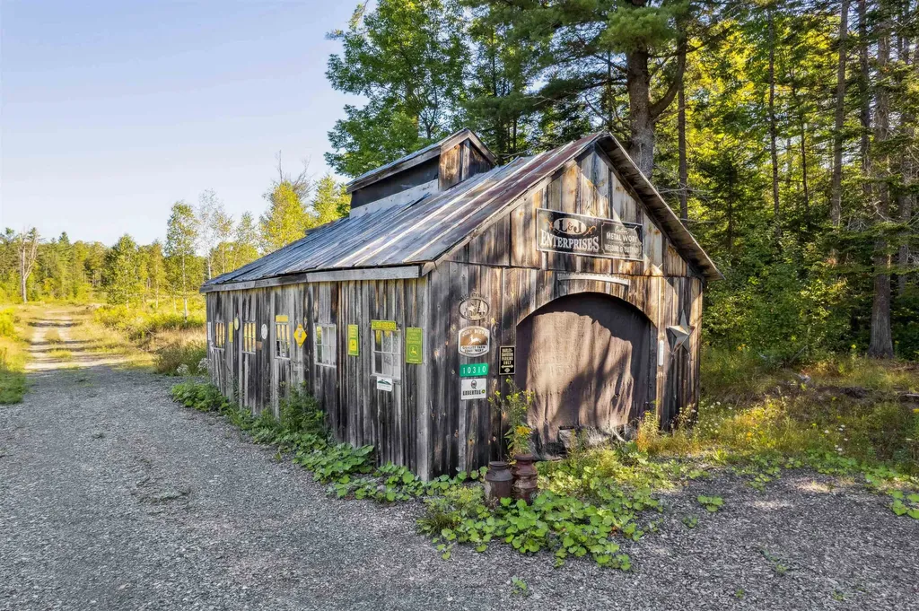 10310 Vt Route 113 Vershire VT 05079