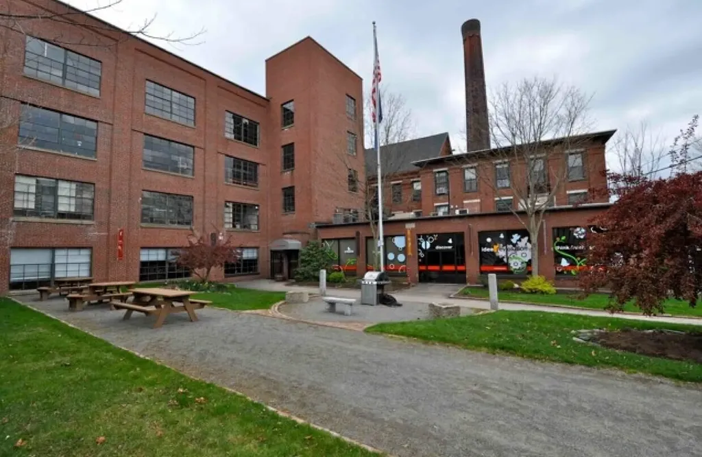 73 Pickering Road Rochester NH 03839