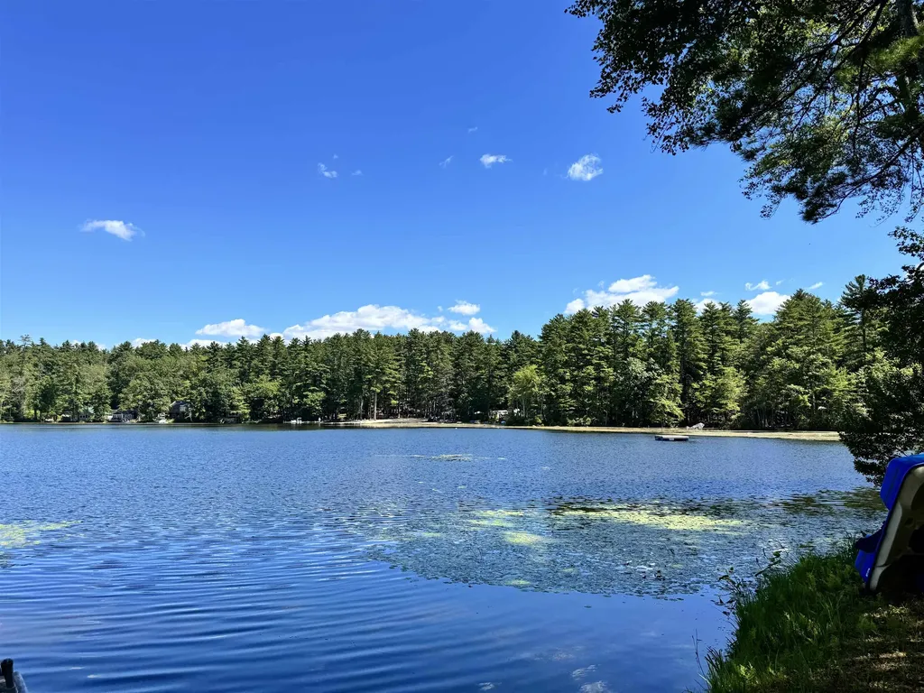 237 Rolfe Pond Drive Hopkinton NH 03229