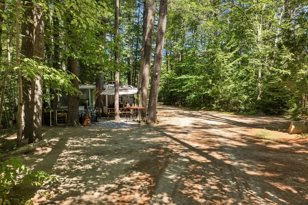 139 Governor Wentworth Highway Wolfeboro NH 03894