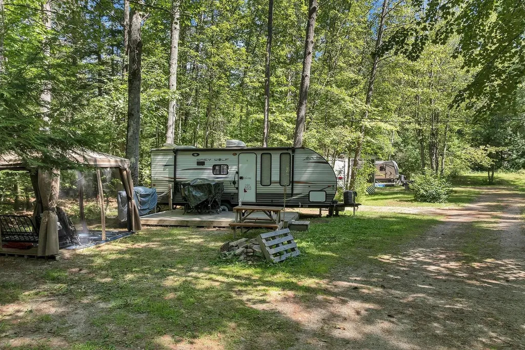 139 Governor Wentworth Highway Wolfeboro NH 03894