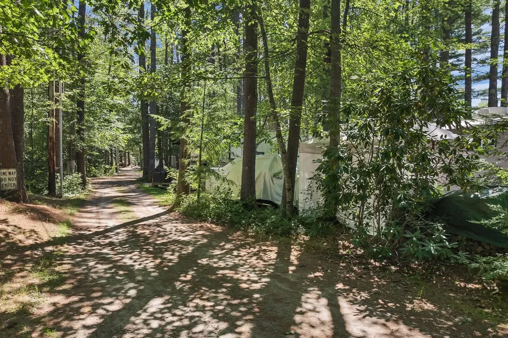 139 Governor Wentworth Highway Wolfeboro NH 03894