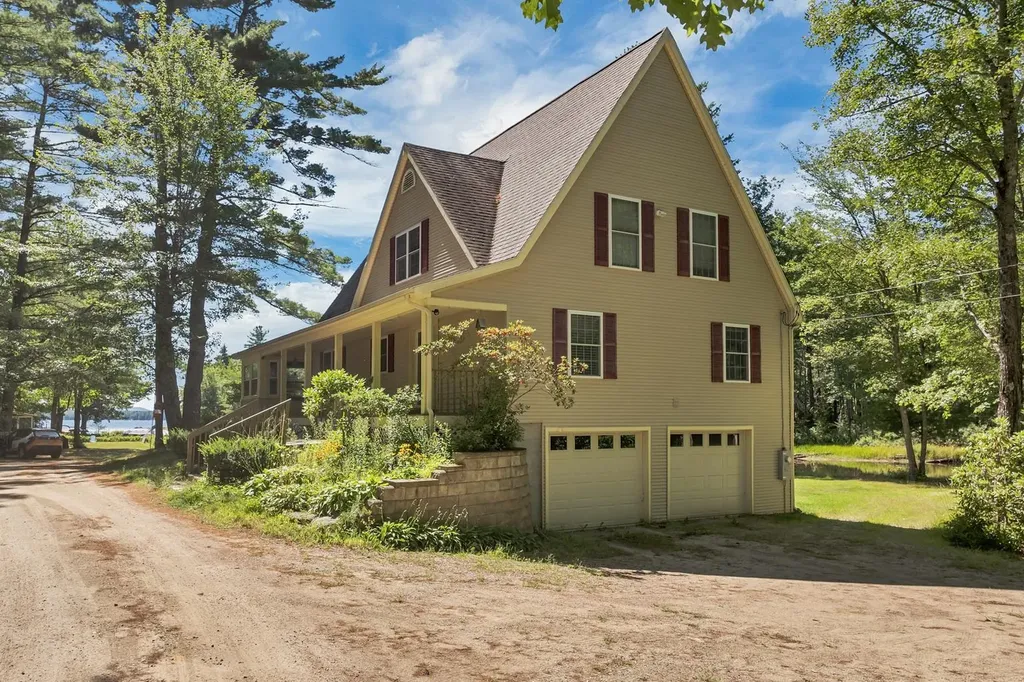 139 Governor Wentworth Highway Wolfeboro NH 03894