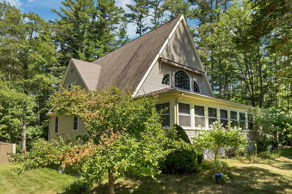 139 Governor Wentworth Highway Wolfeboro NH 03894