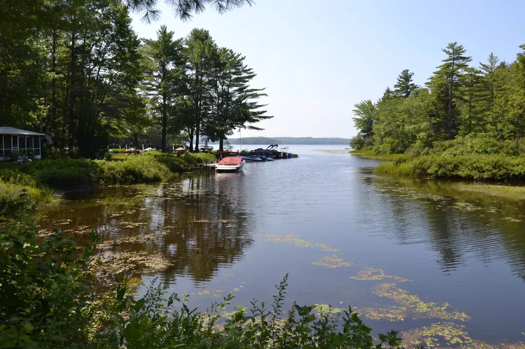 139 Governor Wentworth Highway Wolfeboro NH 03894