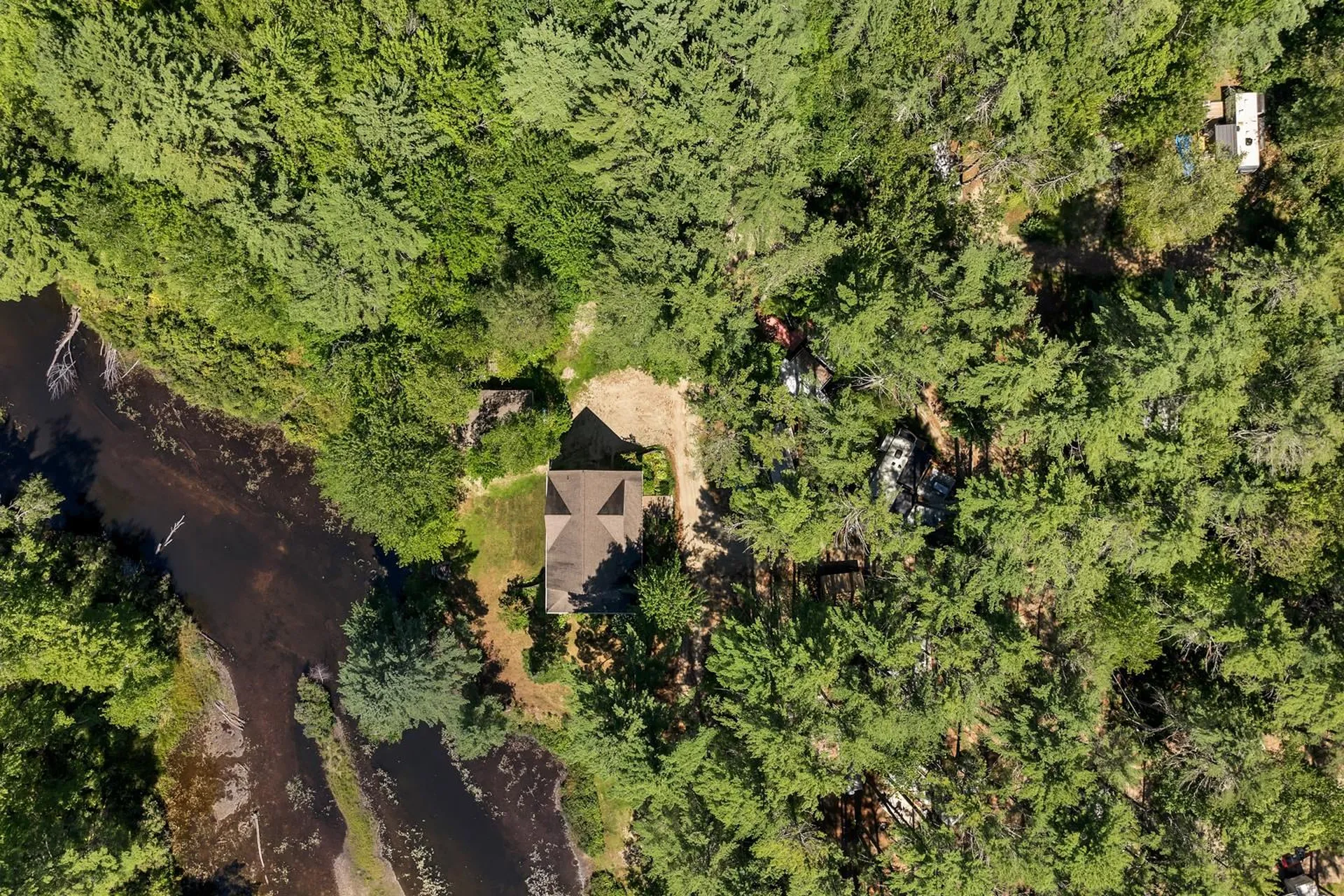 139 Governor Wentworth Highway Wolfeboro NH 03894