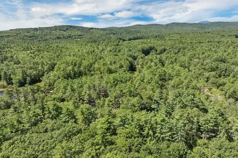 139 Governor Wentworth Highway Wolfeboro NH 03894