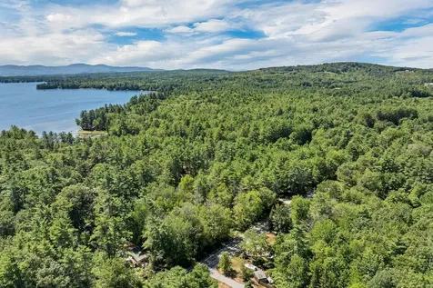 139 Governor Wentworth Highway Wolfeboro NH 03894