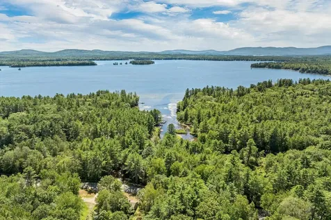 139 Governor Wentworth Highway Wolfeboro NH 03894