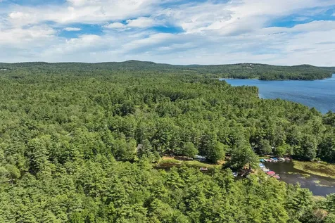 139 Governor Wentworth Highway Wolfeboro NH 03894