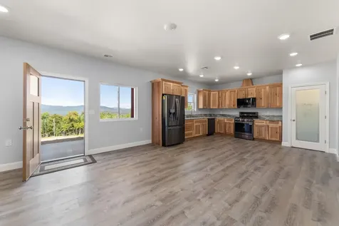 20 Deer Crossing Way Errol NH 03579