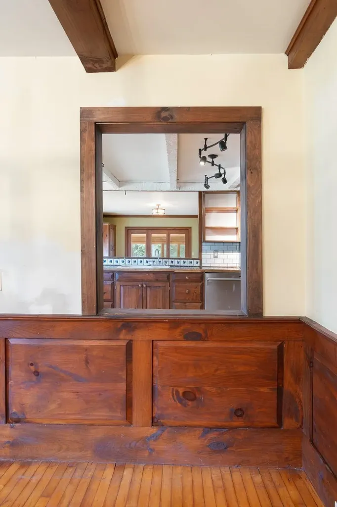 76 Spruce Street Brattleboro VT 05301