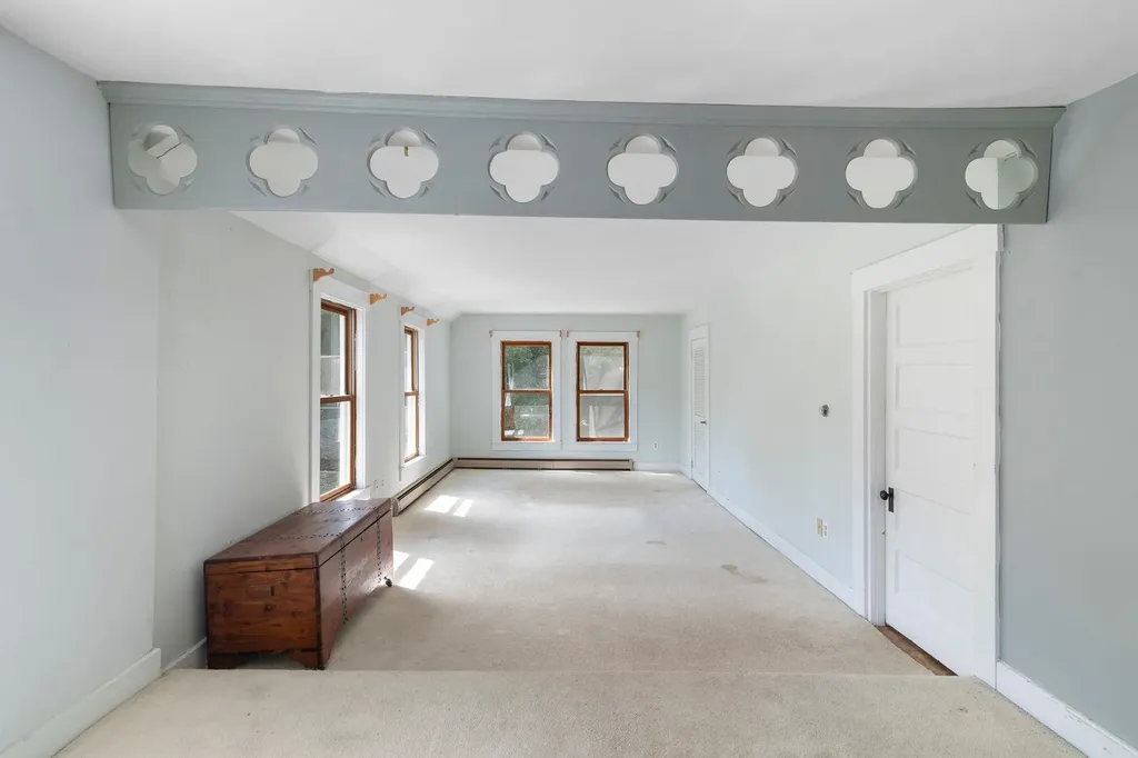 76 Spruce Street Brattleboro VT 05301