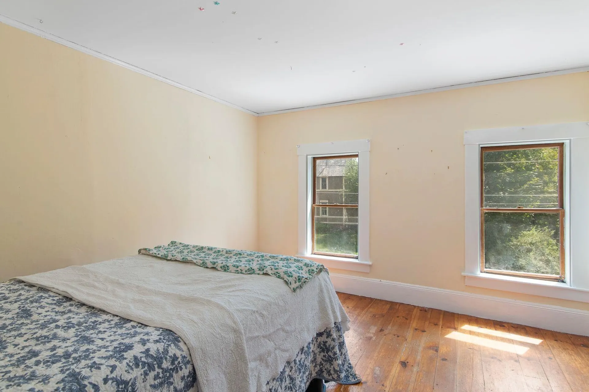 76 Spruce Street Brattleboro VT 05301