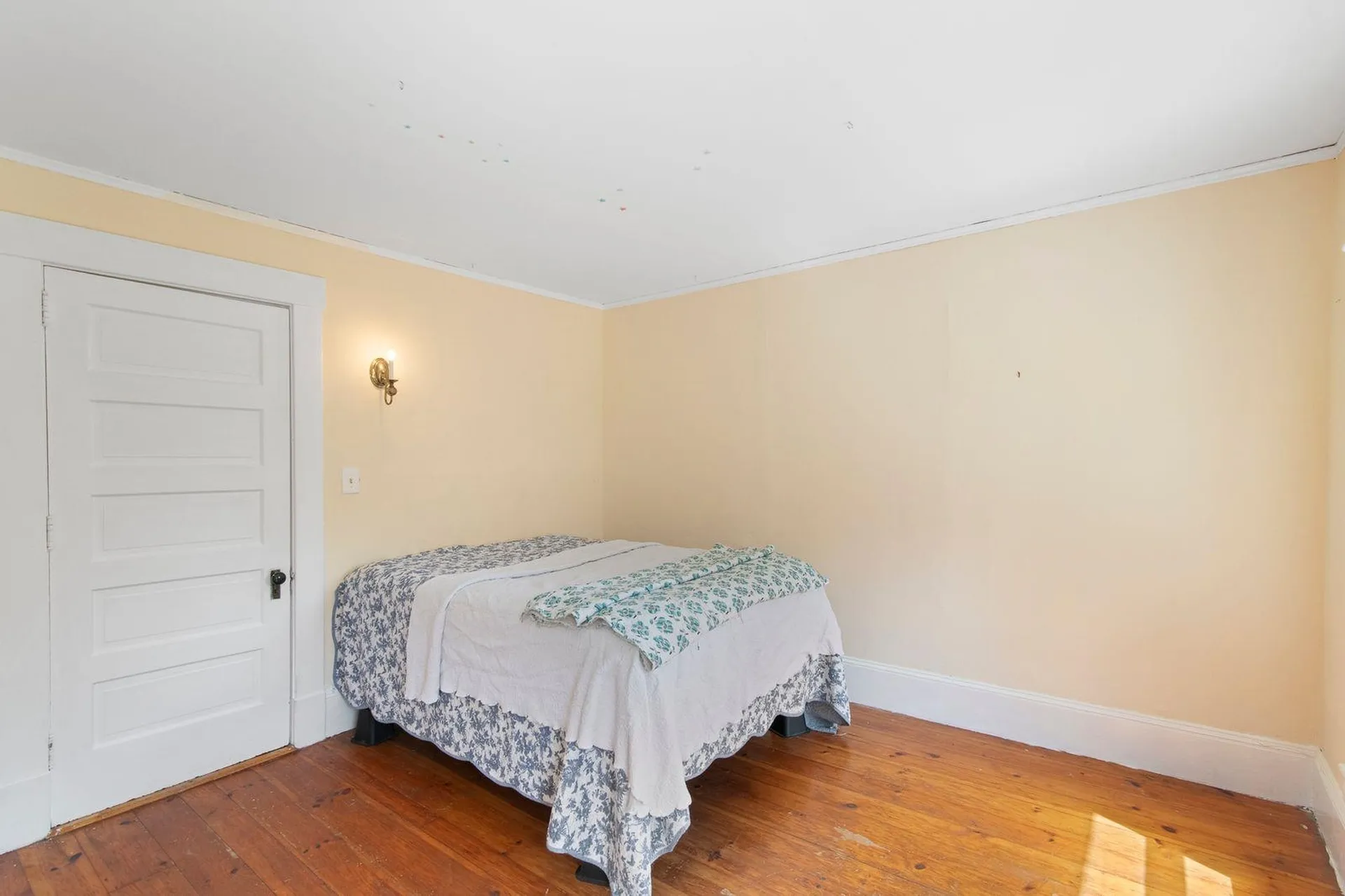 76 Spruce Street Brattleboro VT 05301