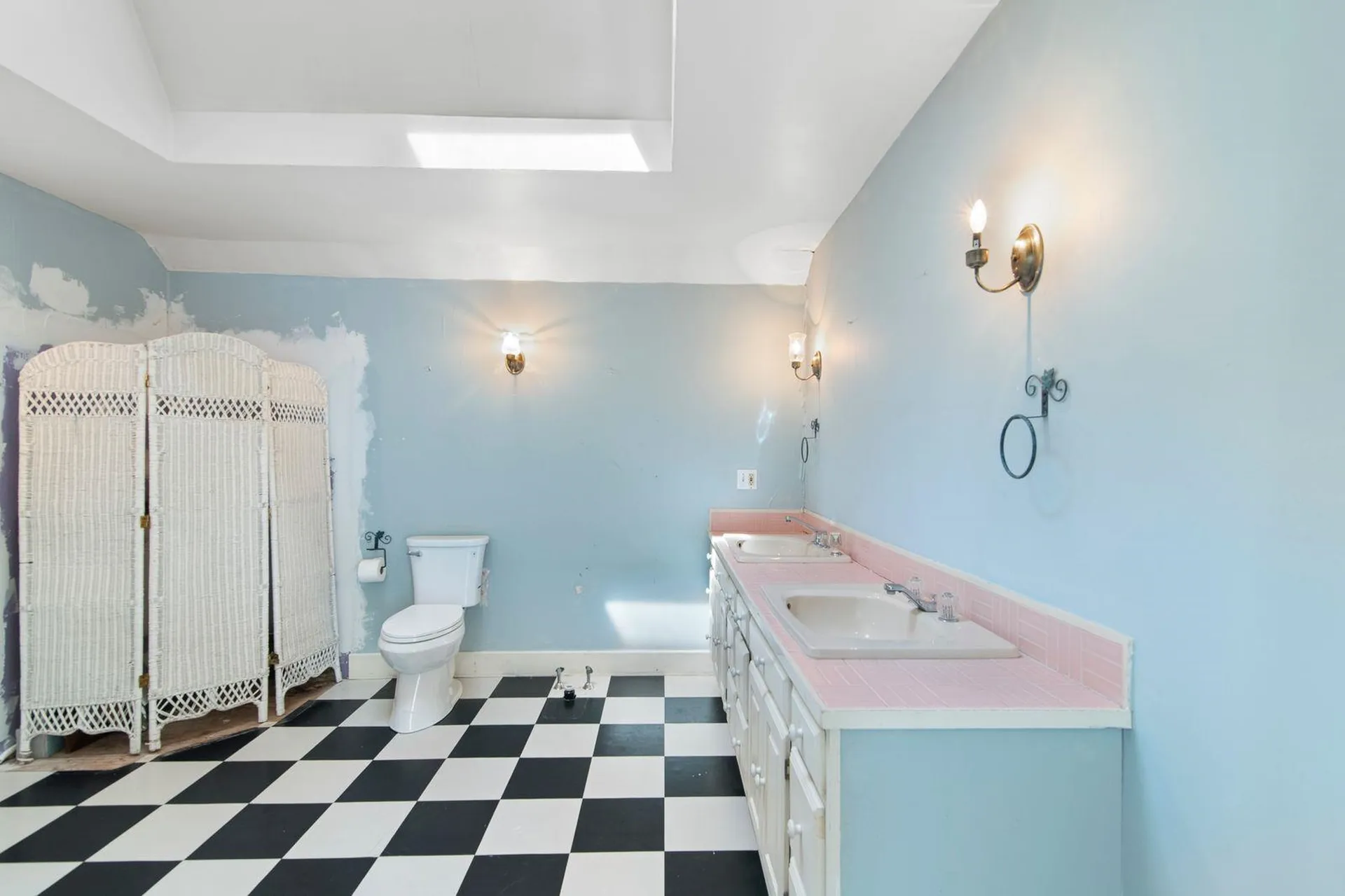 76 Spruce Street Brattleboro VT 05301