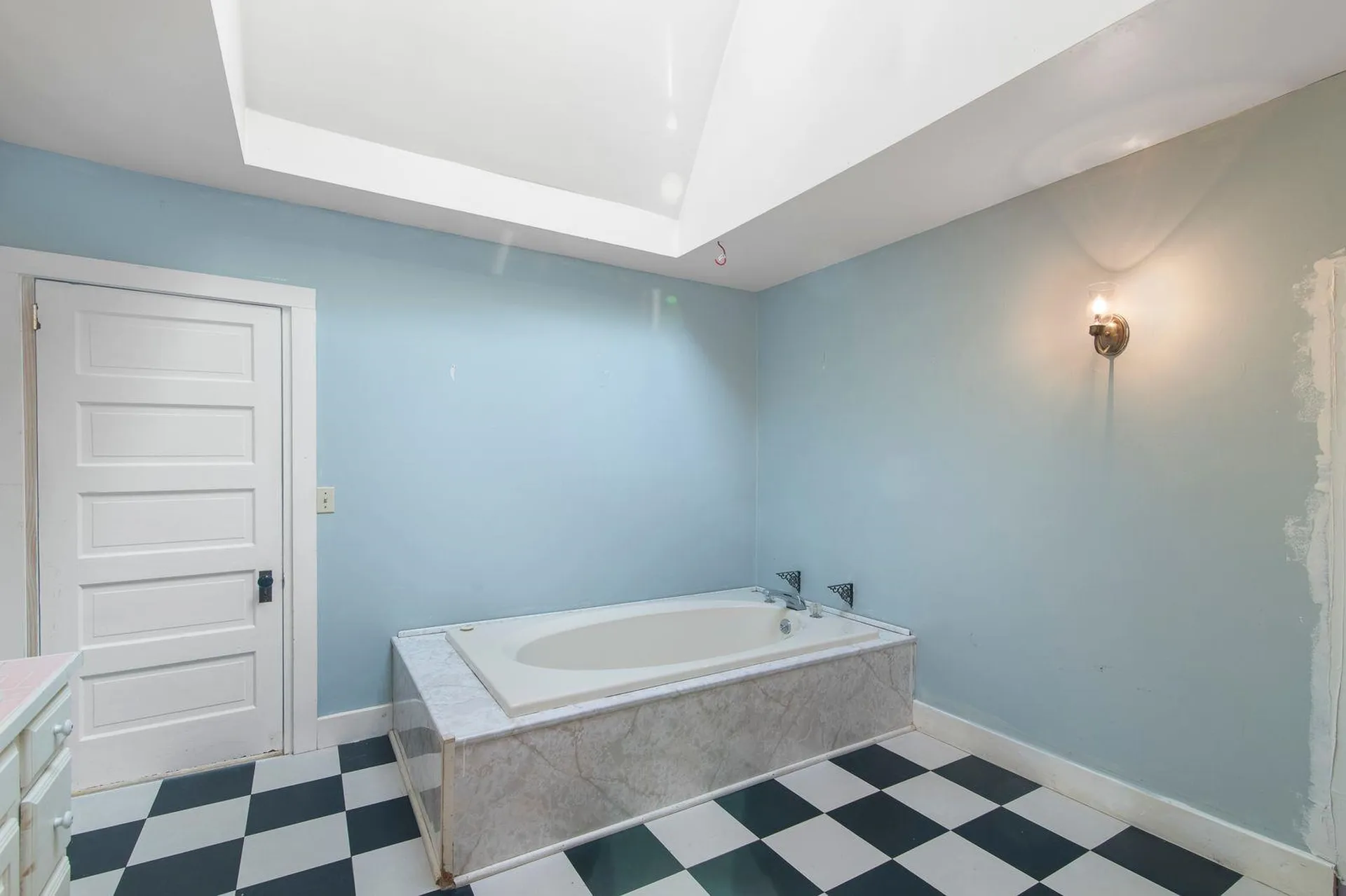 76 Spruce Street Brattleboro VT 05301